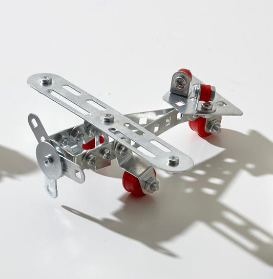 Металлический конструктор - Самолет с красными шасси